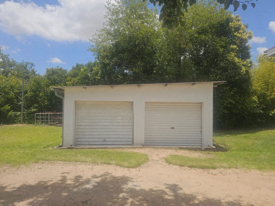 3 Bedroom Property for Sale in Ladybrand Free State